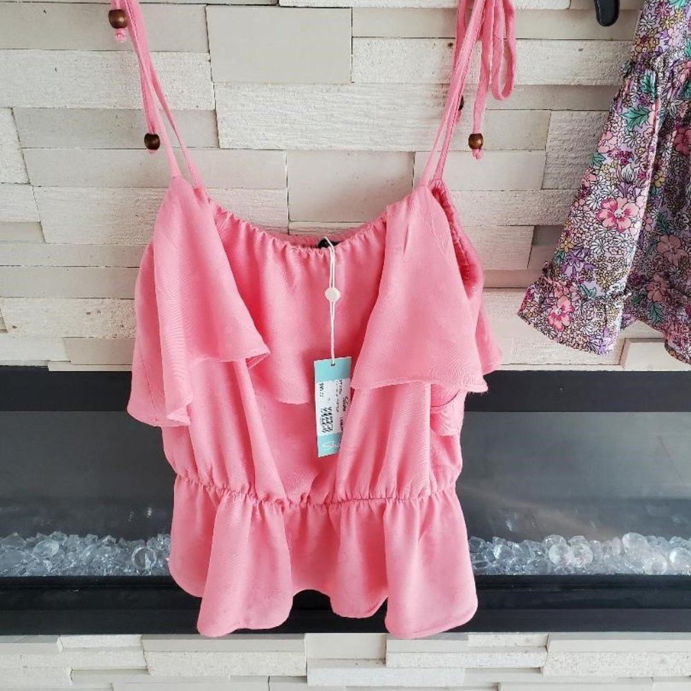 NWT Shore Coral peplum tank top